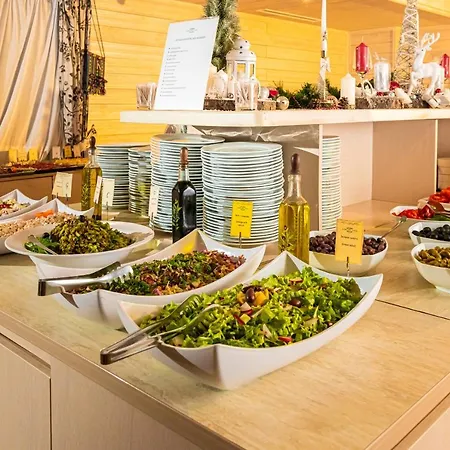 Life Курортный комплекс 4*