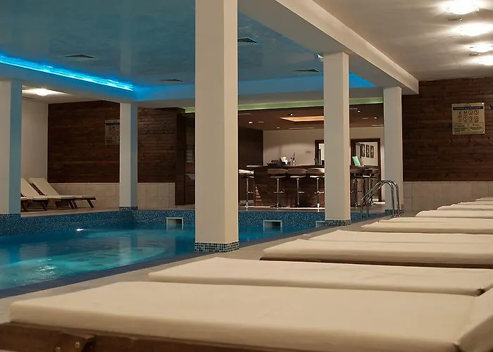 Life リゾート 4*